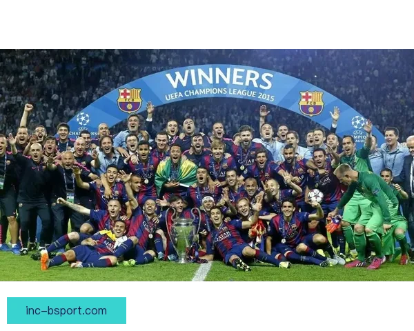 巴萨女足首次捧起欧冠奖杯 打破历史纪录书写辉煌篇章